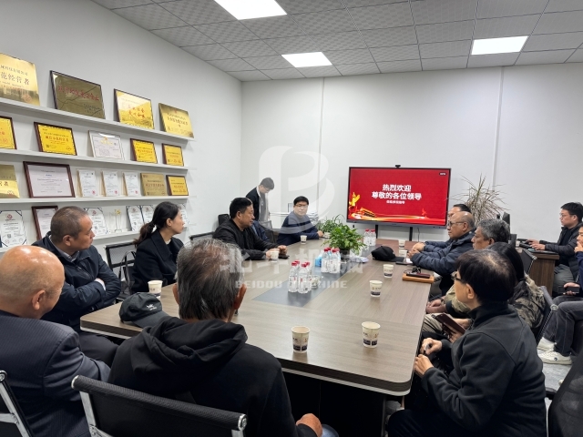 嘿嘿视频在线登录页面免费观看机械嘿嘿视频APP下载苹果炉_20251106113849_32_48_副本.jpg